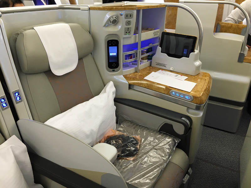 Emirates A380 business class seats