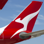 Qantas tail 800px