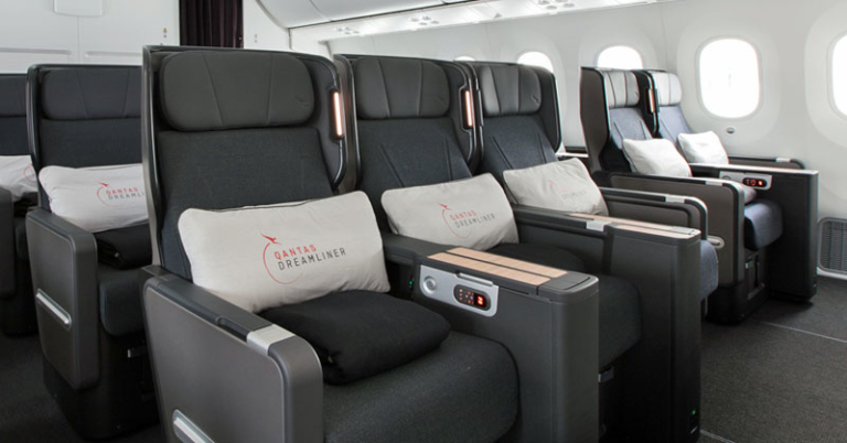 Qantas premium economy award seats to Chicago now available