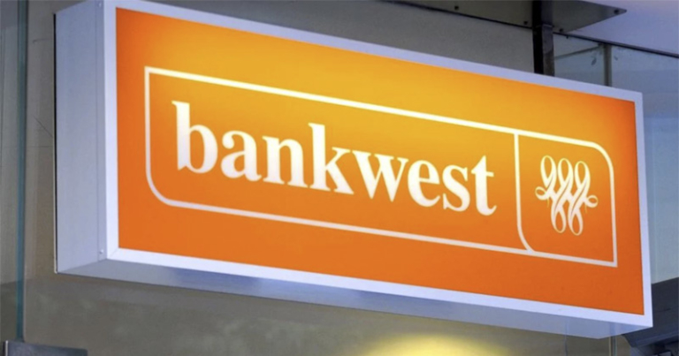 Get an easy 10,000 bonus Qantas Points with a new Bankwest Qantas Transaction Account