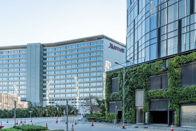 The points transfer rate from Amex to Starwood/Marriott is about to get worse