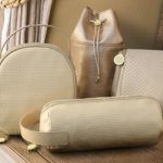 Emirates first class women’s amenity kit 800×420
