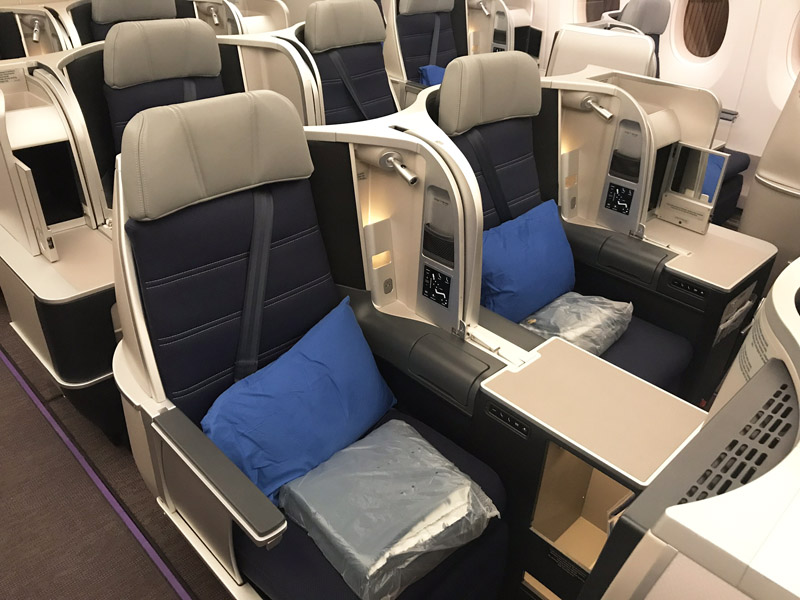 Review Malaysia Airlines A350 Business Class The High Life   Malaysia Airlines A350 Business Class Centre Seats 