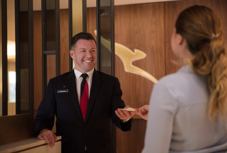 Get double Qantas Points or Status Credits on new bookings